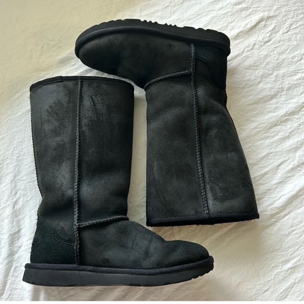 UGG Classic Tall Black Boots Kids Size 3 Fits Women’s Size 5